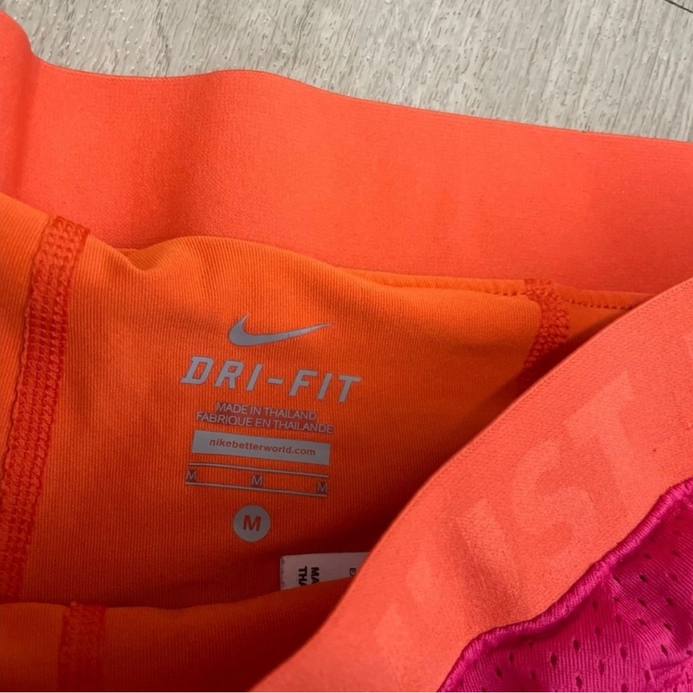 Nike Pro Women's Pink Athletic Shorts - Picture 2 of 2